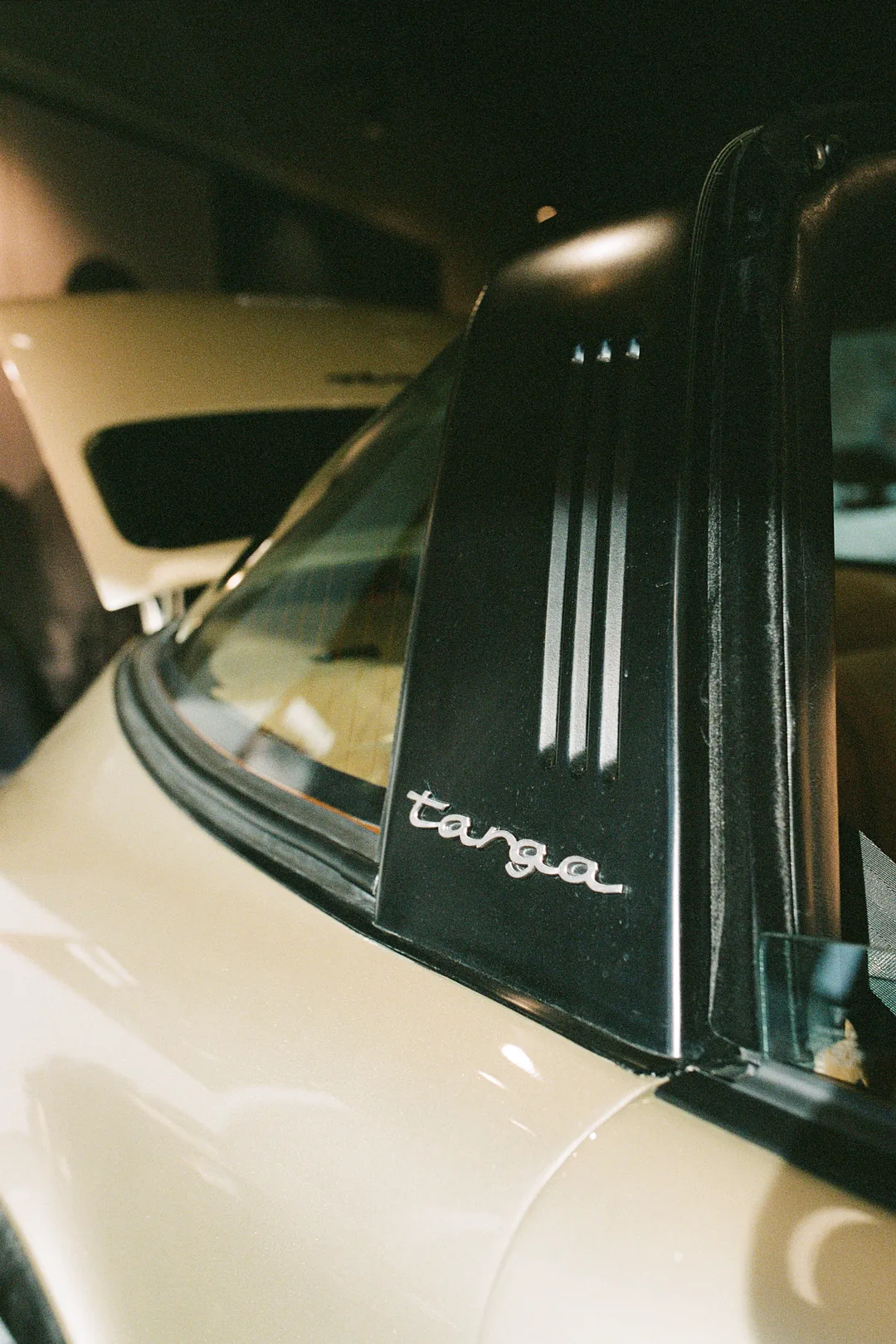 Targa B-Pillar Detail